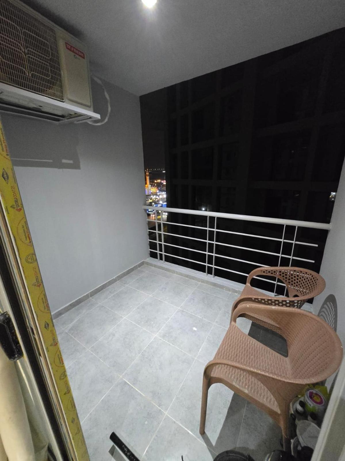 كريستال بلازا بكمبوند معمار المرشدي المعادي Apartment *